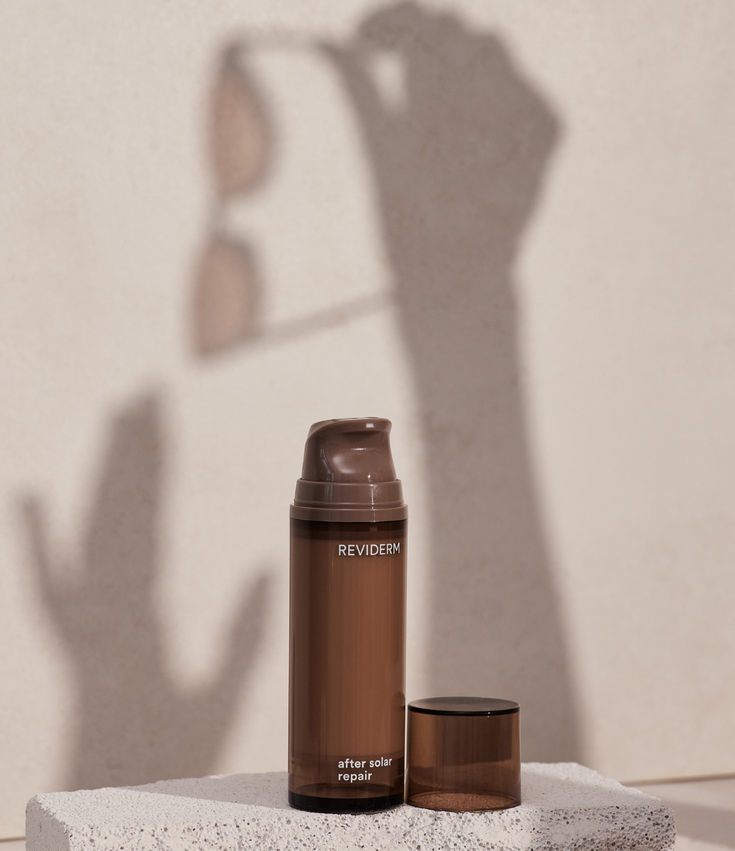 After Sun Pflege mit Ectoin und Hyaluron beruhigt und regeneriert sonnenstrapazierte Haut