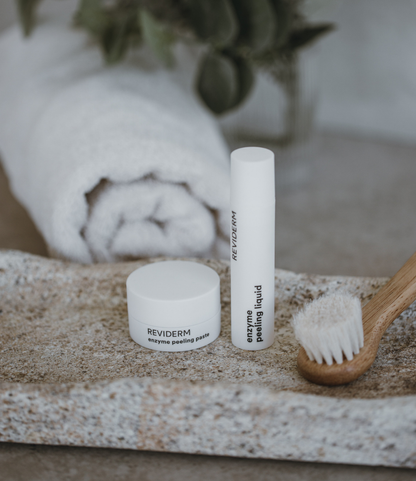 REVIDERM Enzyme Peeling Paste und Enzyme Peeling Liquid für porenverfeinernde und glättende Hautpflege