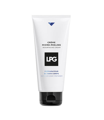 Glättende Glowing Resurfacing Body Cream mit Anti-Aging-Effekt, Hyaluronsäure und AHA-Fruchtsäuren. 